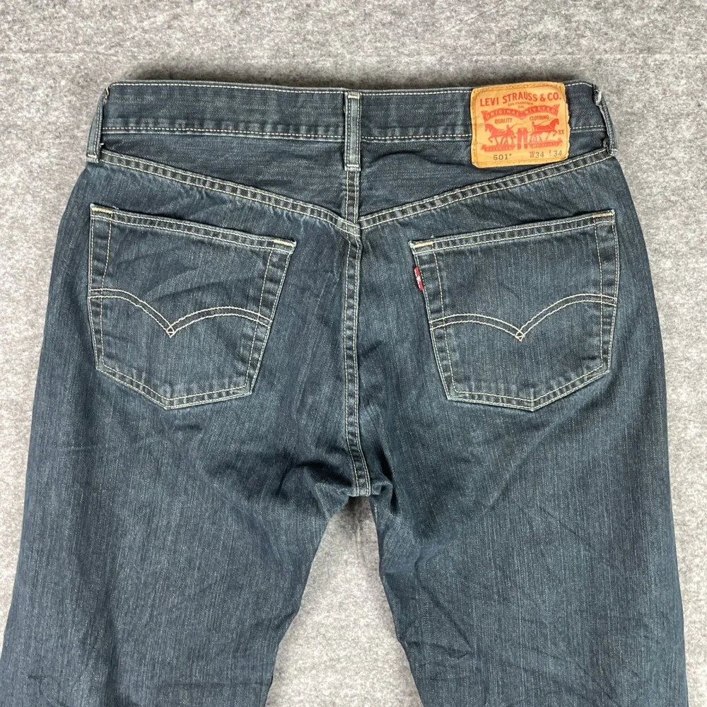 VTG Levis Jeans Men 34x34 (Fits 32x32) Dark Wash 501 Original Straight Leg Denim